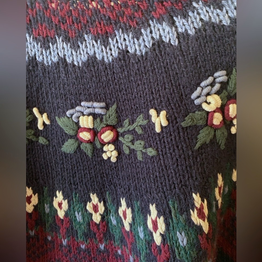 VINTAGE 1990s NORTHERN REFLECTIONS Navy Wool Blend Floral Embroidered Cardigan L - Picture 5 of 7